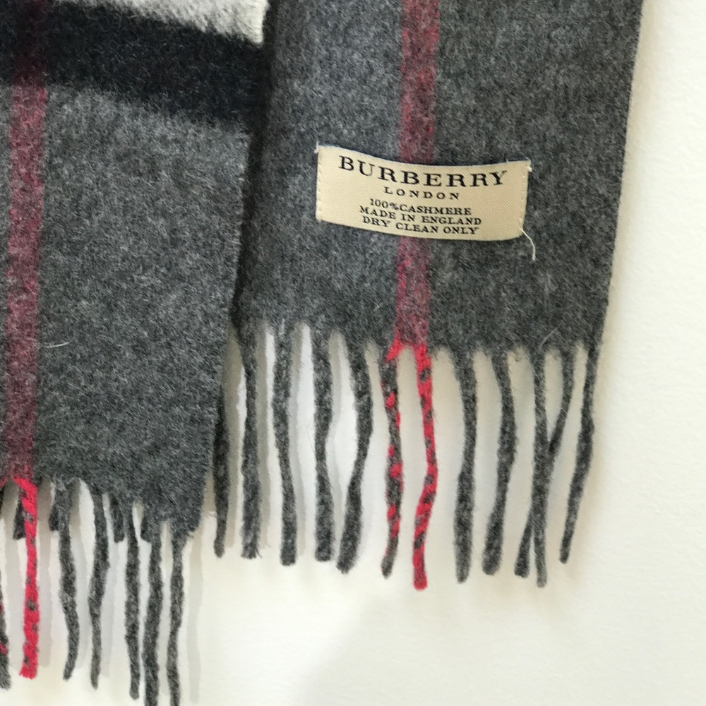 AUTHENTIC Burberry Scarf unisex